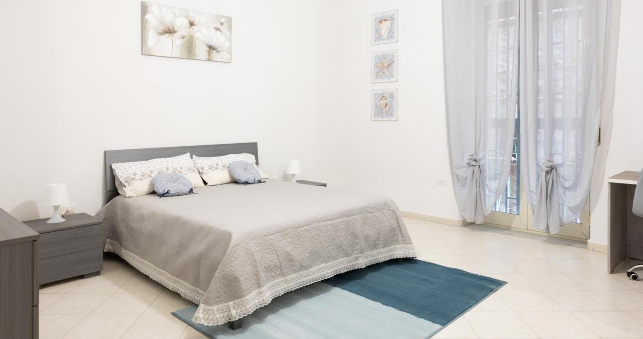 Decumani Apartments - Nel Cuore Di Napoli エクステリア 写真